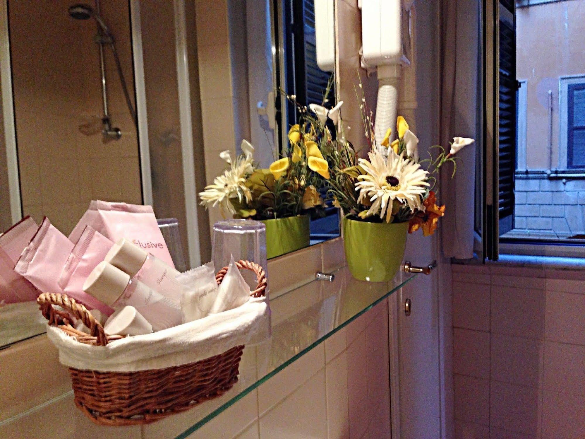 Bed and Breakfast Residenza Domiziano Rom Exterior foto